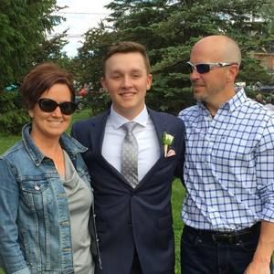 Meet your Posher, Dax